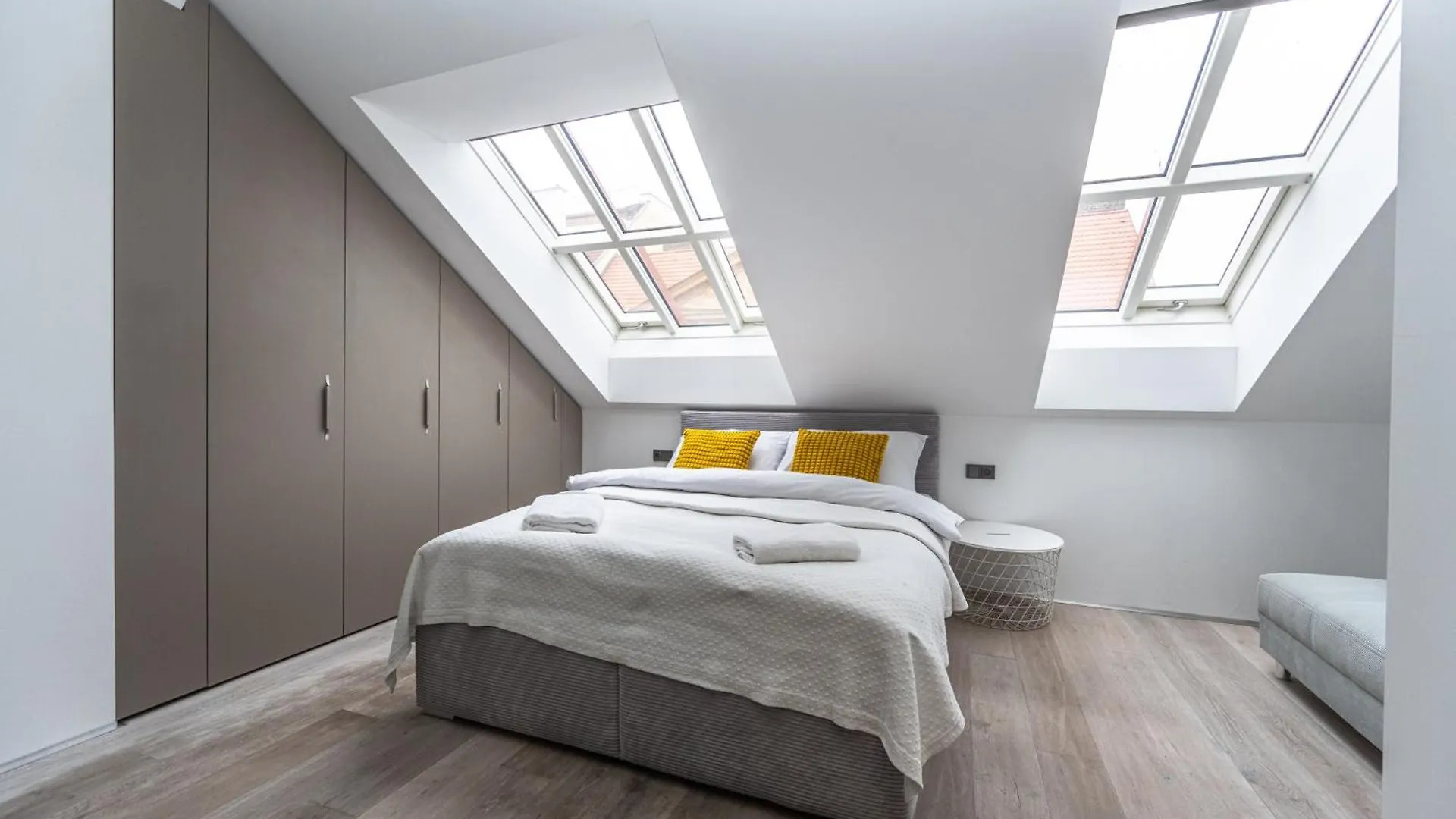 Wishlist Prague Residences Skyloft Old Town Square 0*,